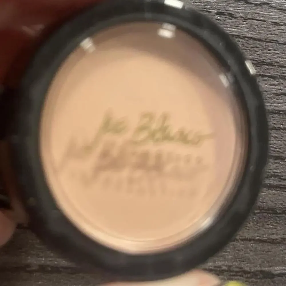 Dermacaeal Medium Contour Blush